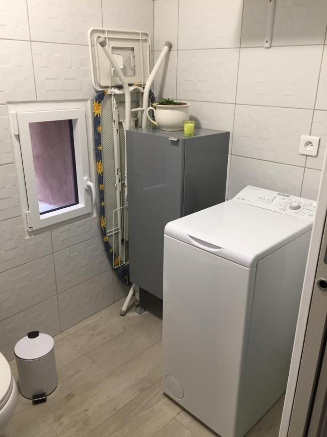 Gite De Gazelle Chambres D'Hote La Vacquerie-et-Saint-Martin-de-Castries Bagian luar foto